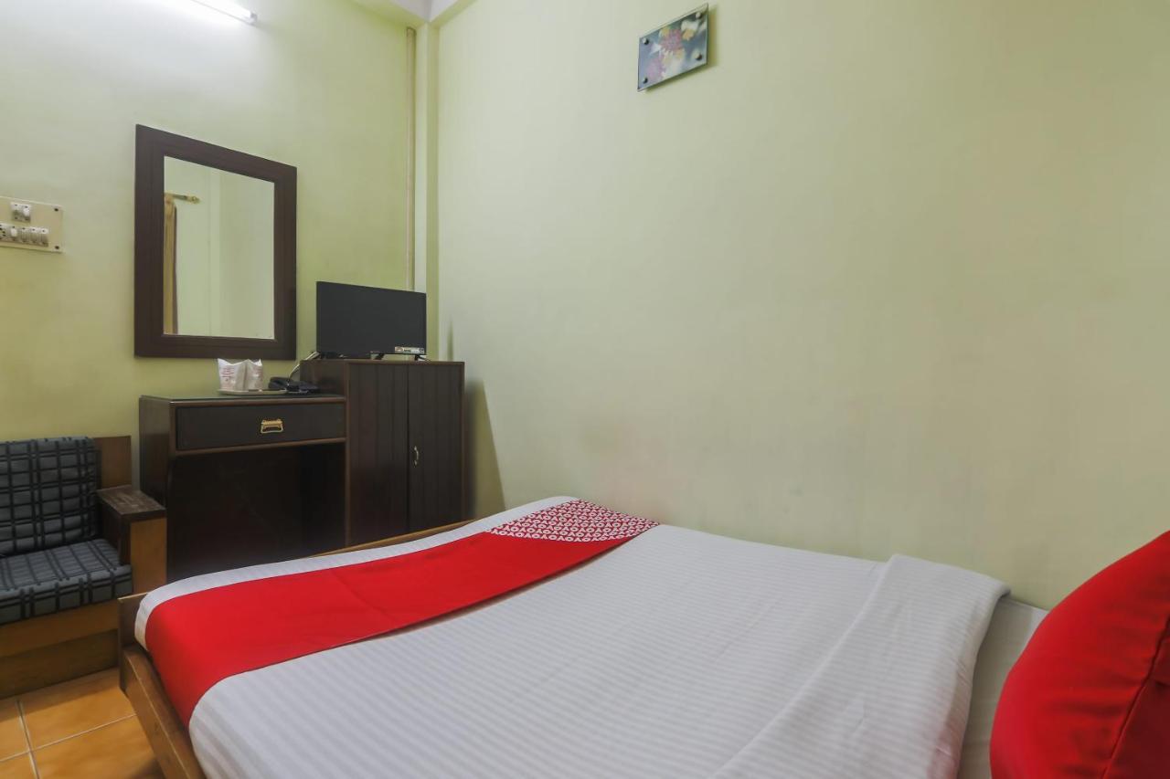 Oyo Hotel Grand City Tezpur Екстер'єр фото